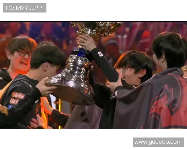 DOTA2战术深度解析：全面剖析FPX战队的战略布局与执行技巧