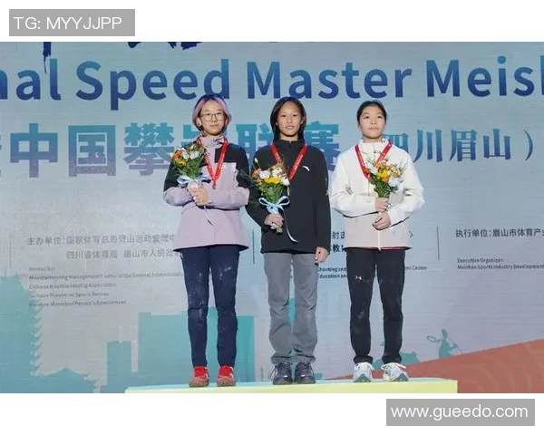 重庆攀岩队以51分稳居攀岩联赛积分榜首位展现强劲实力 重庆攀岩队以51分稳居攀岩联赛积分榜首位展现强劲实力