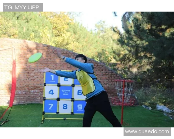 飞盘战术分析:深入探讨上海飞盘队的盯防策略与技巧 飞盘战术分析:深入探讨上海飞盘队的盯防策略与技巧